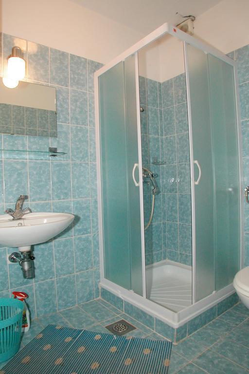Gorgeous Apartment In Pula With House Sea View Экстерьер фото