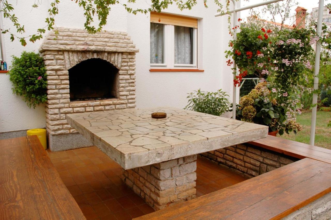 Gorgeous Apartment In Pula With House Sea View Экстерьер фото